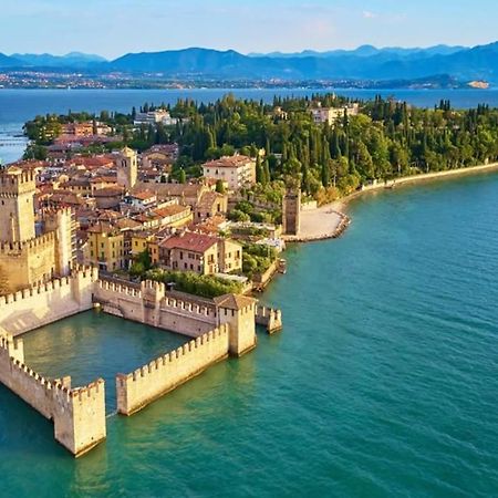 Touristic Apartment "Agata" Sirmione Exteriér fotografie