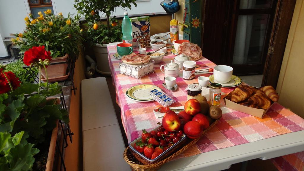 Touristic Apartment "Agata" Sirmione Pokoj fotografie